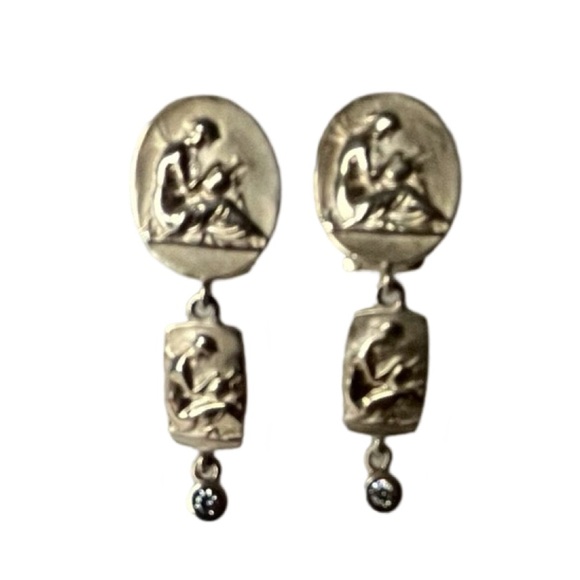 Classical art of work Roman and Greek Mythology Earrings. - Picture 2 of 11